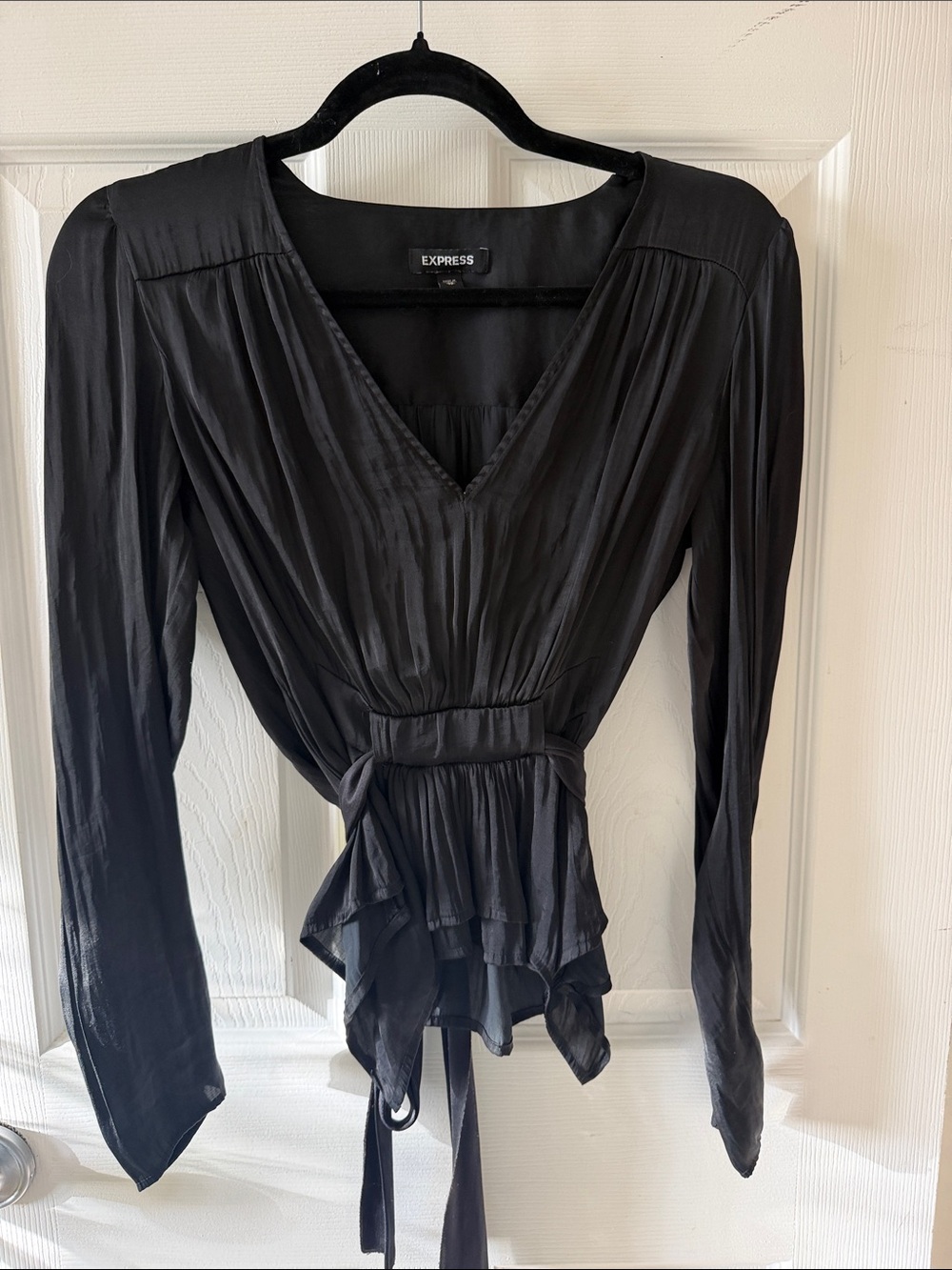 Express Black V-Neck Tie-Waist Peplum Blouse